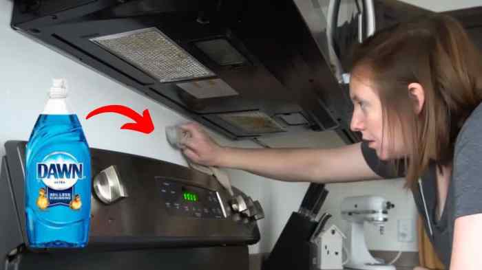 Easy kitchen cleaning hacks remove grease stains